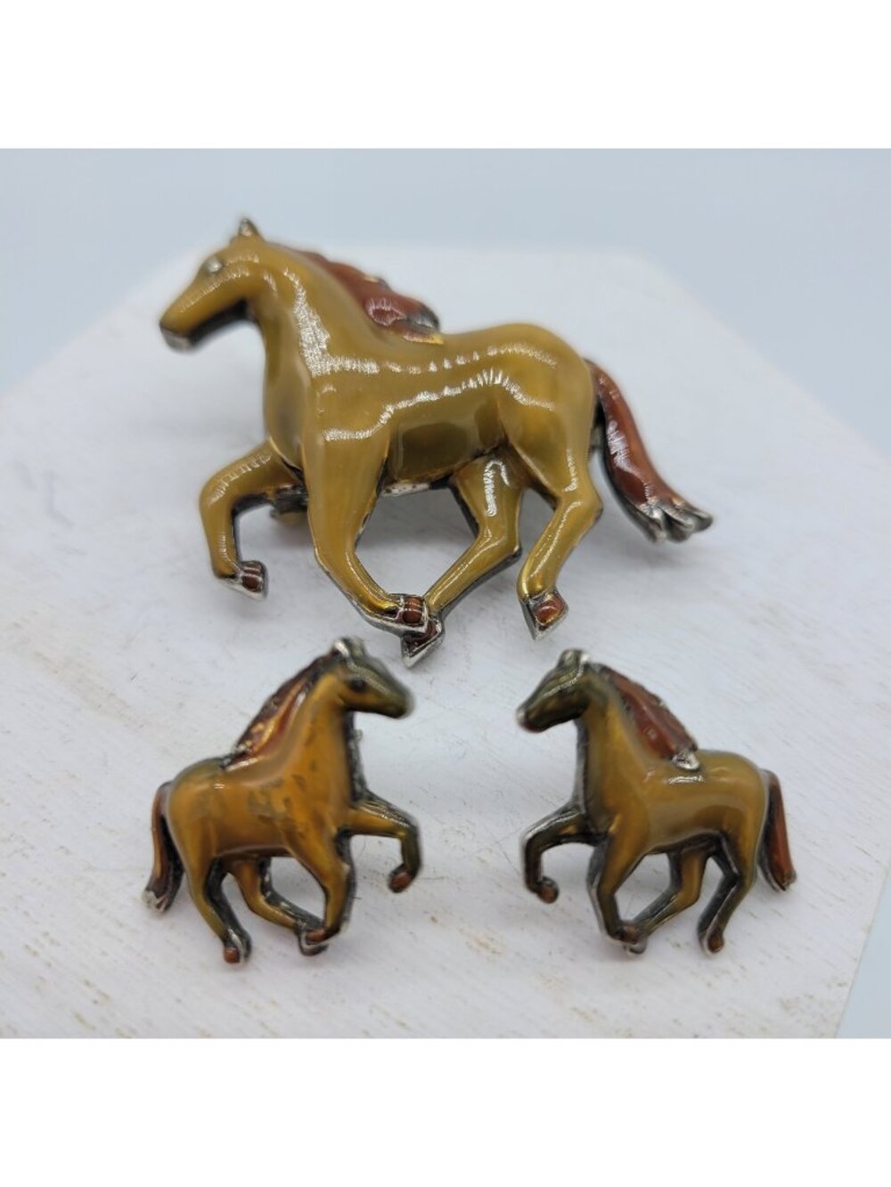 Equestrian Horse Enameled Brooch/Necklace Pendant & Earrings Set